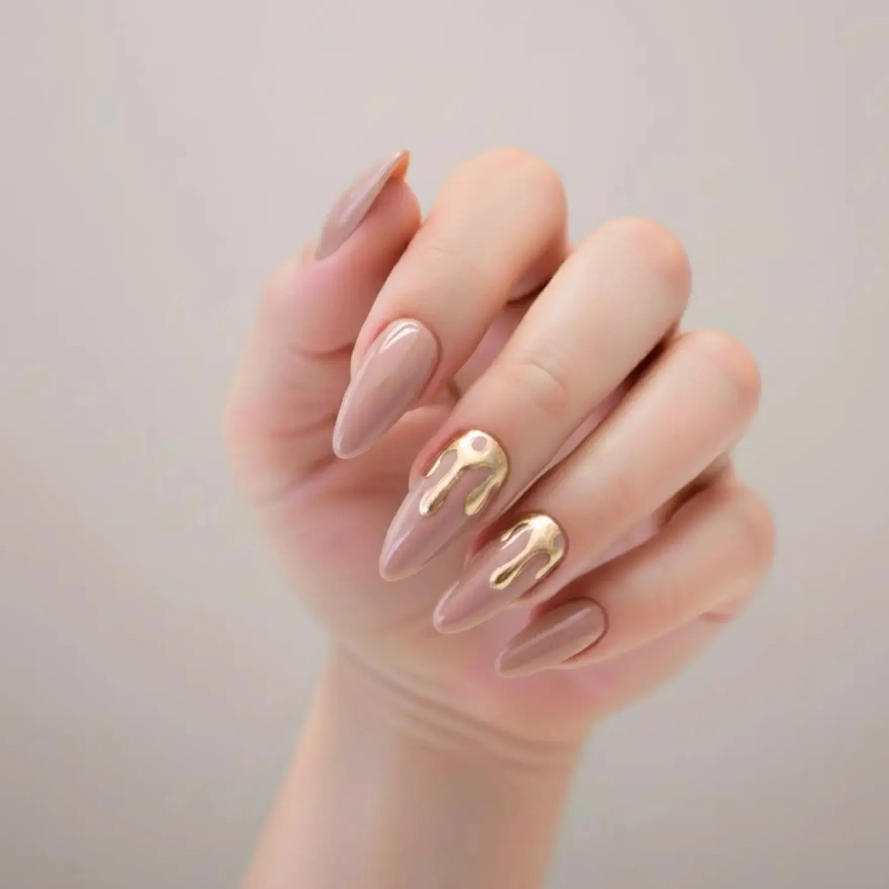 24 pcs Press On Nails Dripping Gold