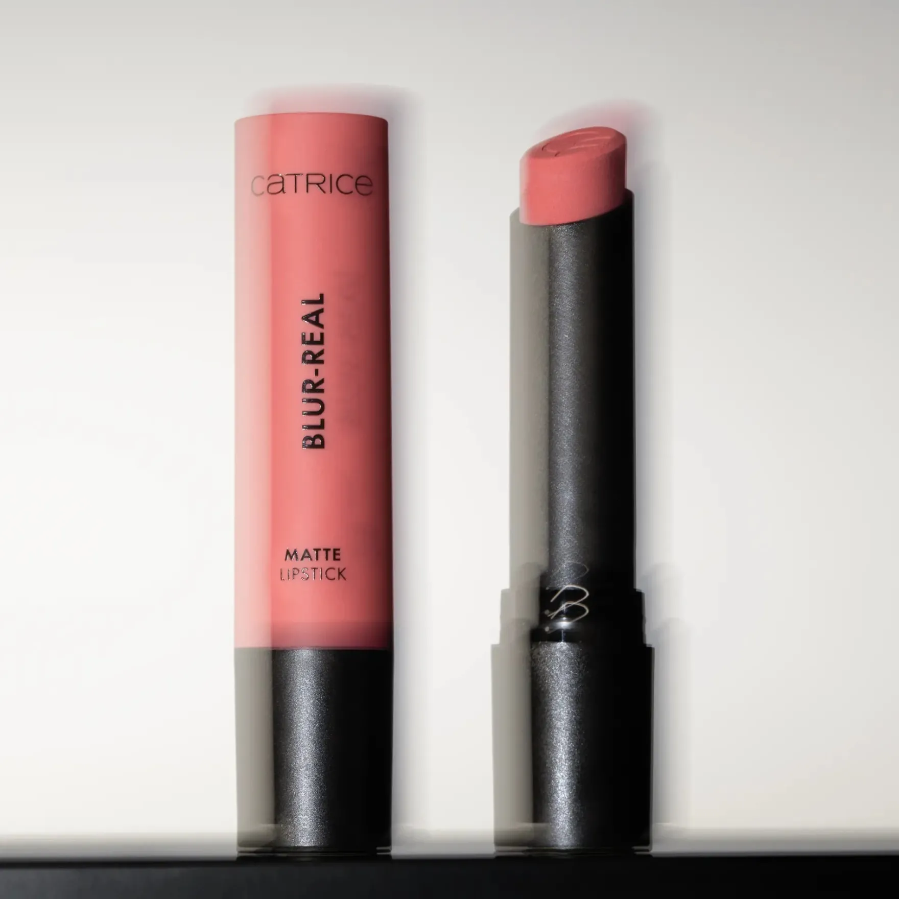 Blur-Real Matte Lipstick 010 Blur Me Baby
