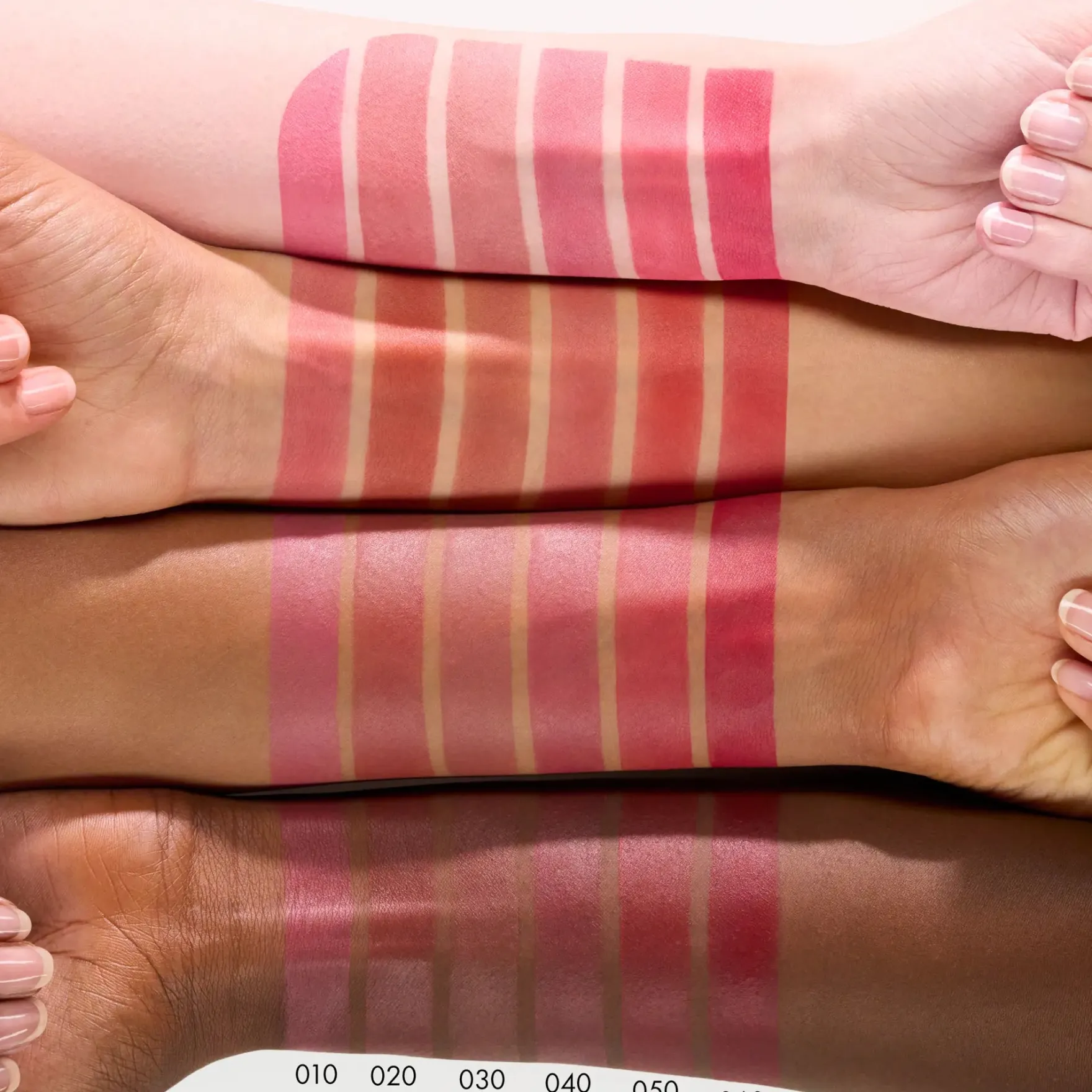Blur-Real Matte Lipstick 040 Muted Romance
