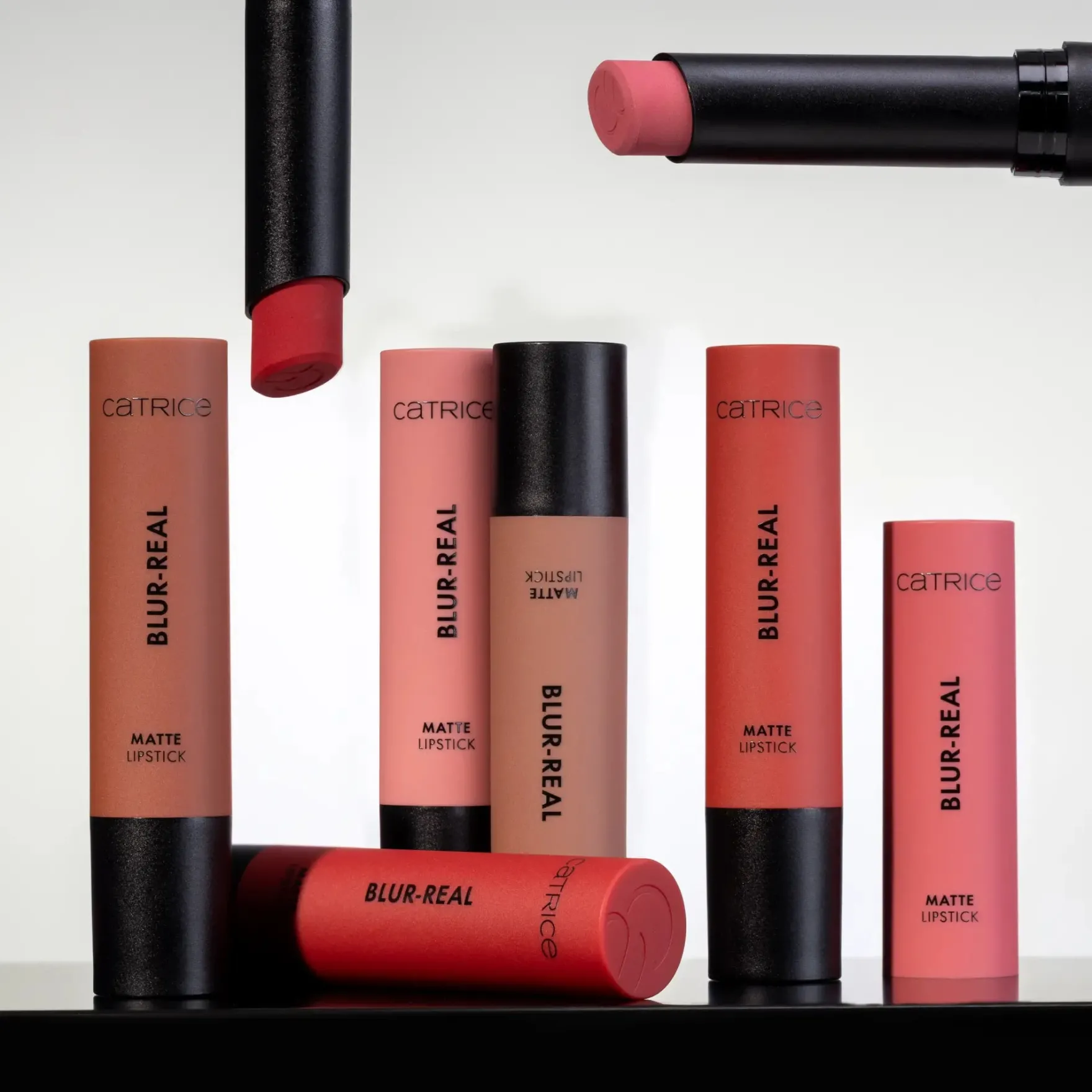 Blur-Real Matte Lipstick 040 Muted Romance