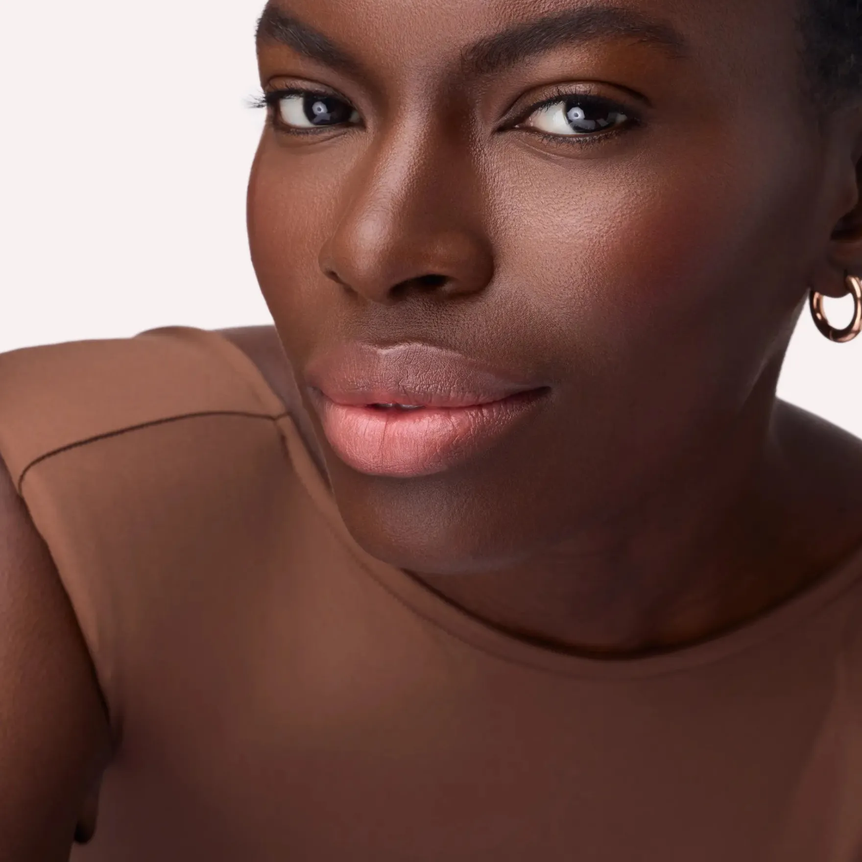 Blur-Real Matte Lipstick 030 Whisper Nude