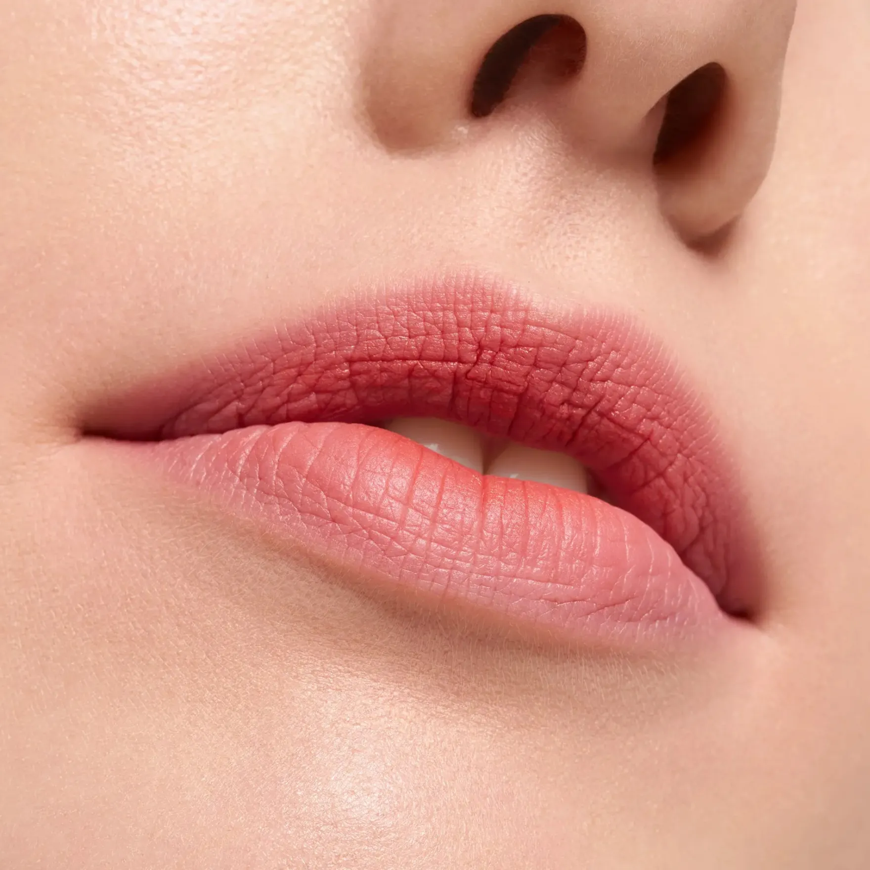 Blur Soufflé Matte Lip Cream 03 Bare But Better