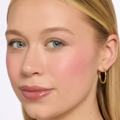 Bouncy Blur Blush Bouncy Berry