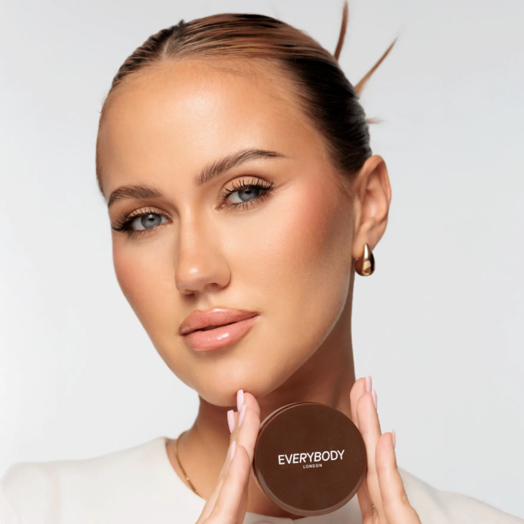 Brightening Silk Under Eye Loose Powder