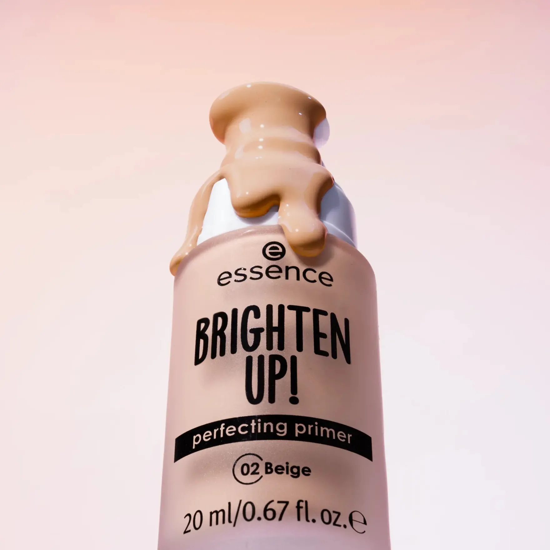 Brighten Up! Perfecting Primer 02 Beige