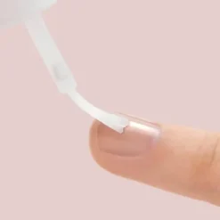 Brush On Nail Glue