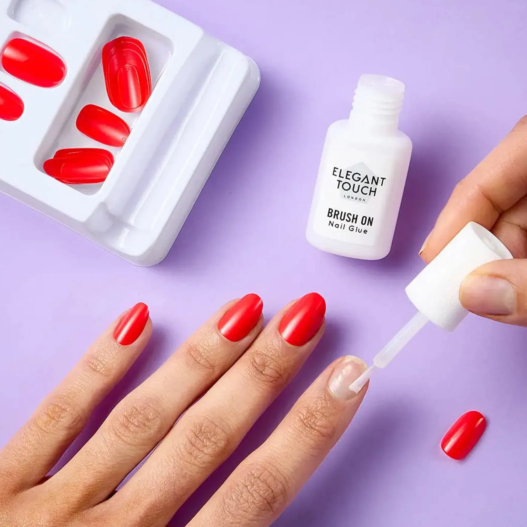 Brush On Nail Glue