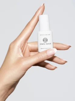 Brush-On Nail Glue