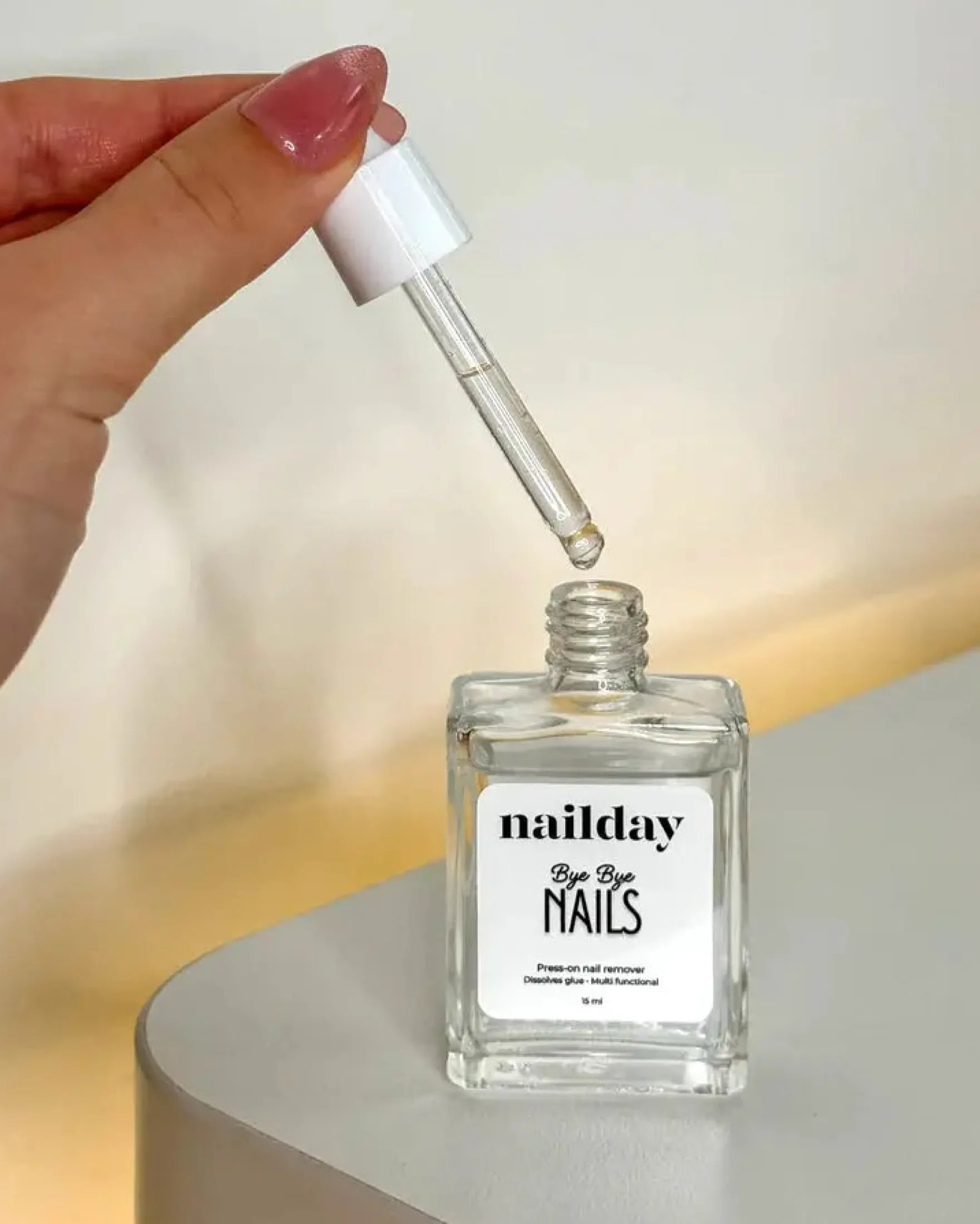Bye Bye Nails Press-on Nail Glue Remover