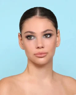 Chic Satin Lipstick 001 Chic Nude