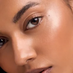 Cloud Tint Cushion Highlighter 010 Stay Halo’d