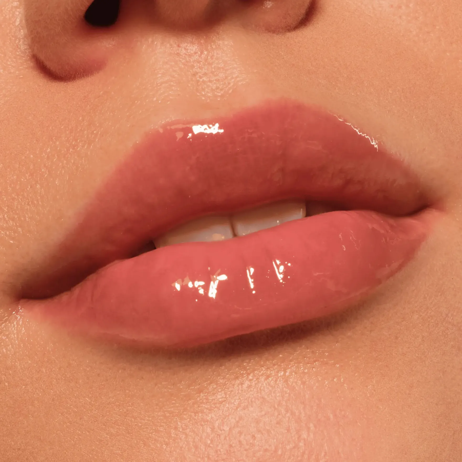 Colour Cushion Juicy Lip Oil 050 Drenched Drama