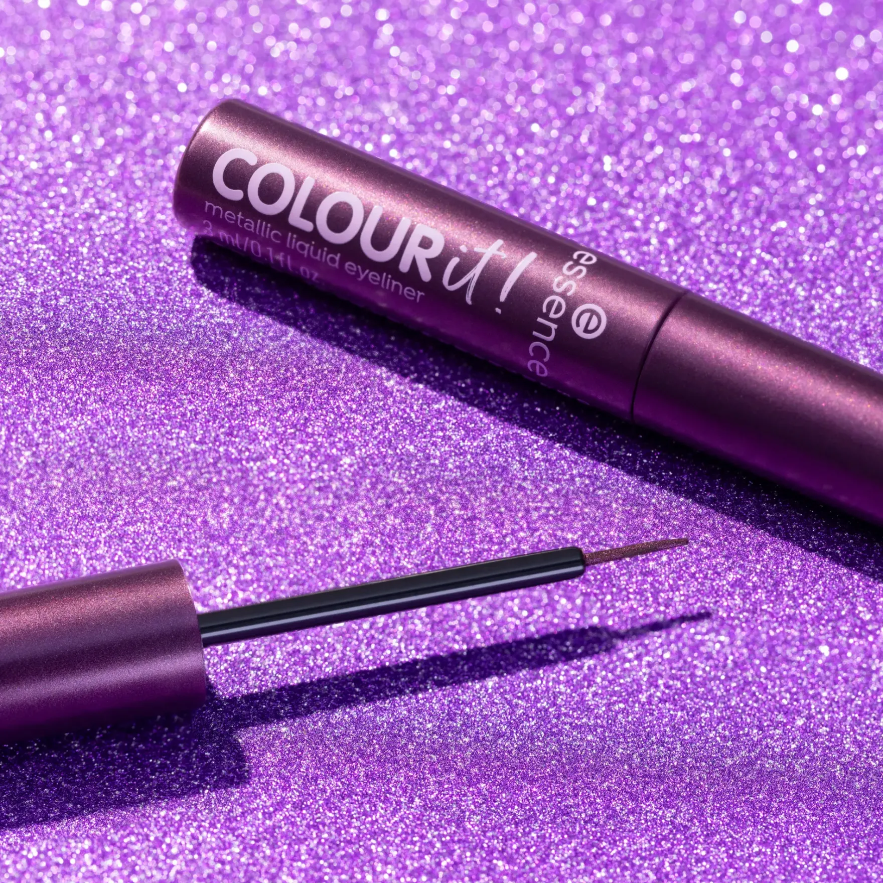 Colour It! Metallic Liquid Liner 02 Dark Cherry
