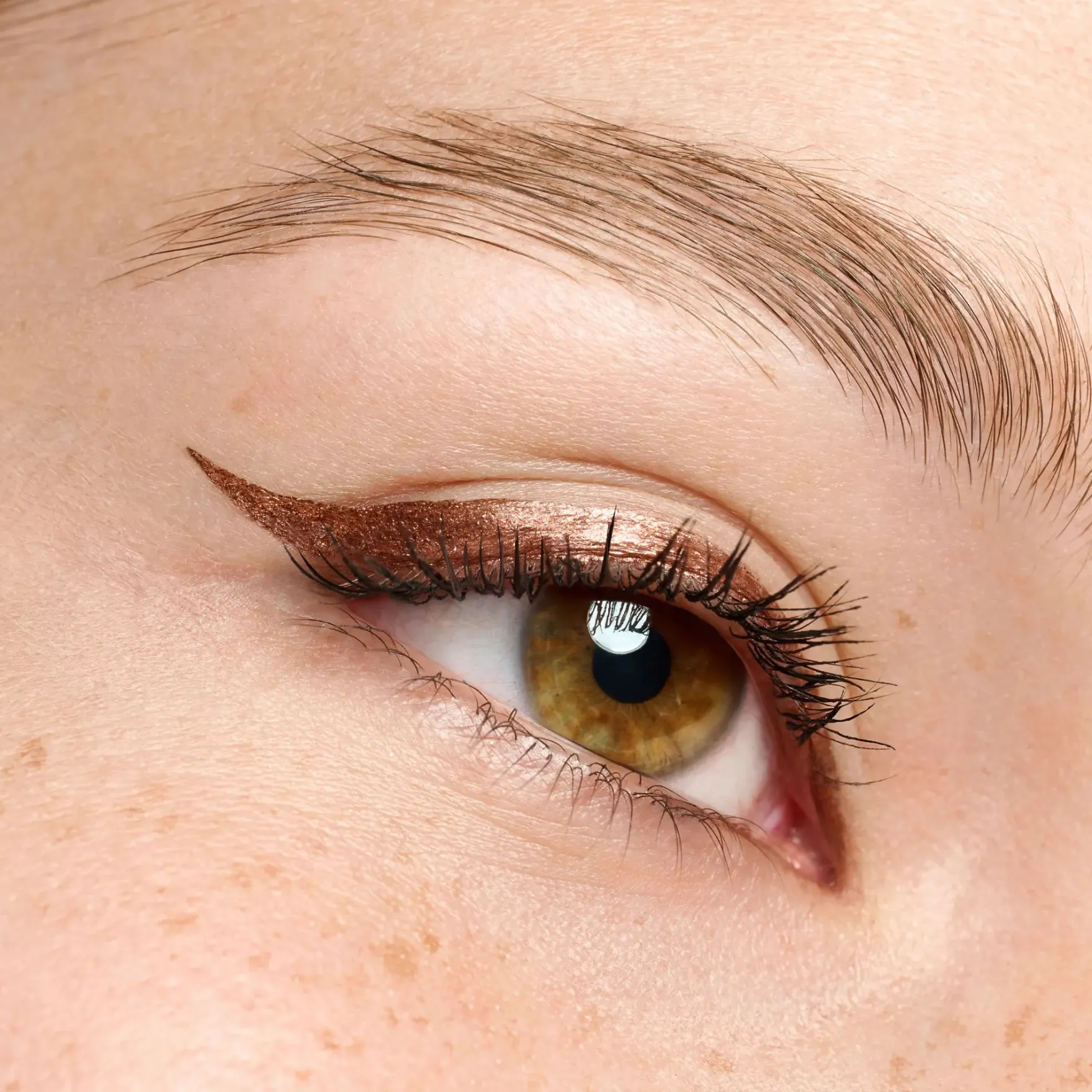 Colour It! Metallic Liquid Liner 01 Burnished Bronze