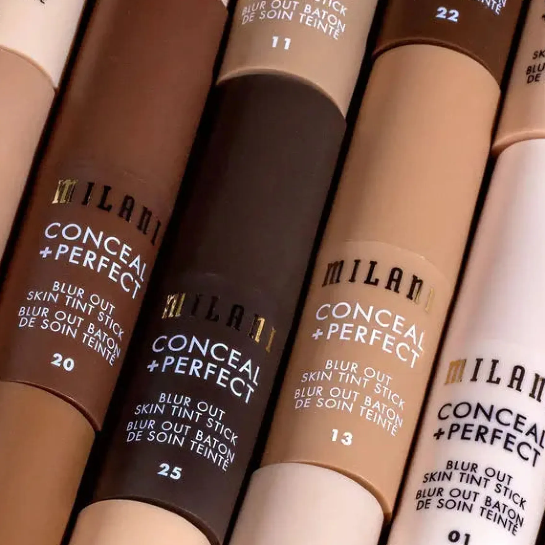 Conceal + Perfect Blur Out Skint Tint 17 Deep Tan Warm Yellow