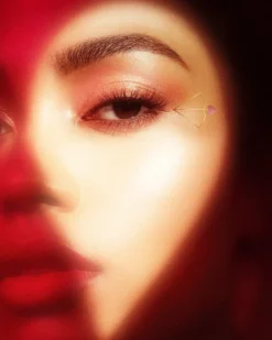 Cupid's Bow Eye Wings