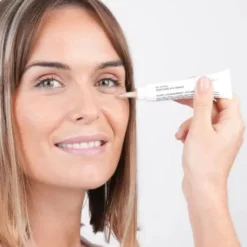 De-Bloat Soothing Eye Serum