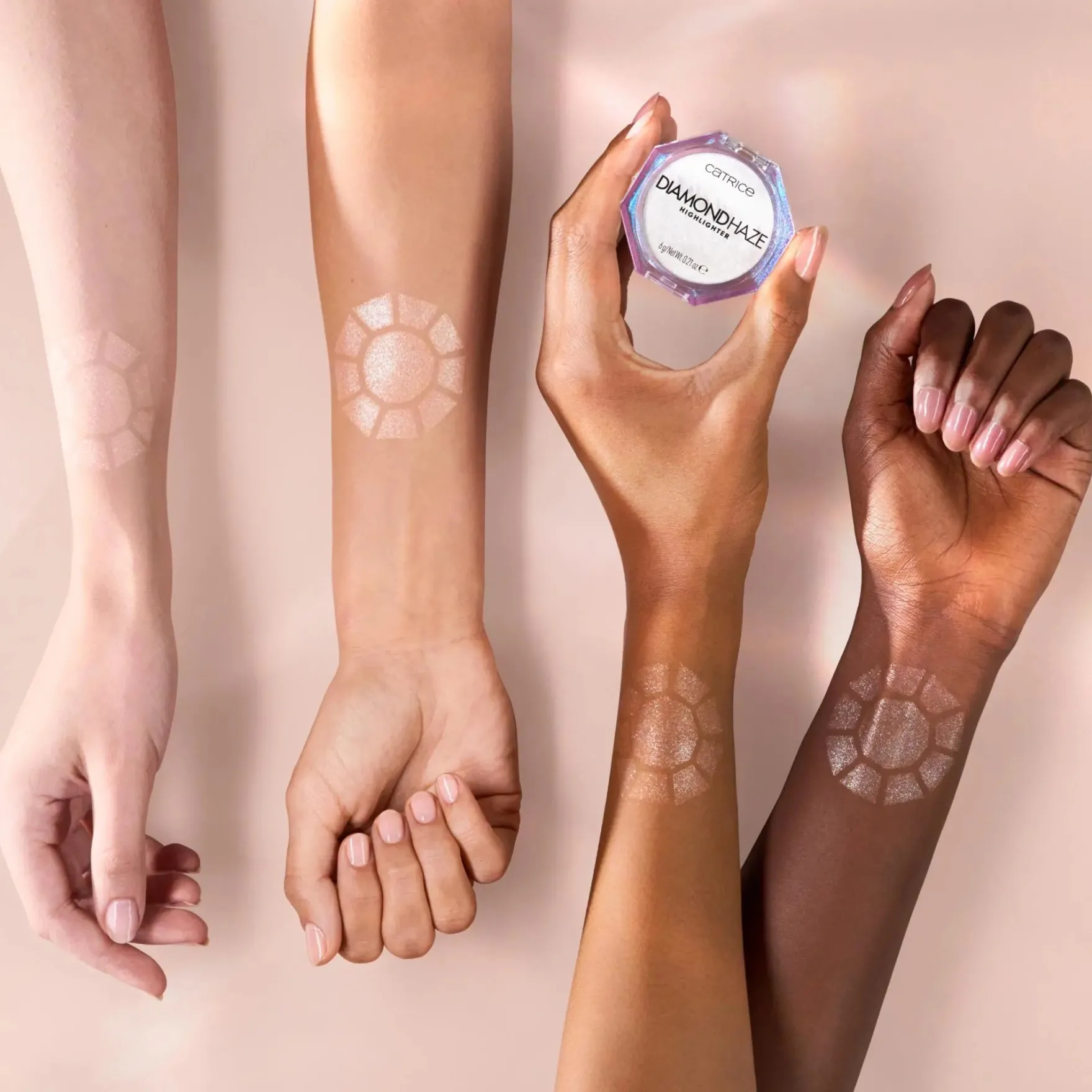 Diamond Haze Highlighter 010 Gimme Glitter