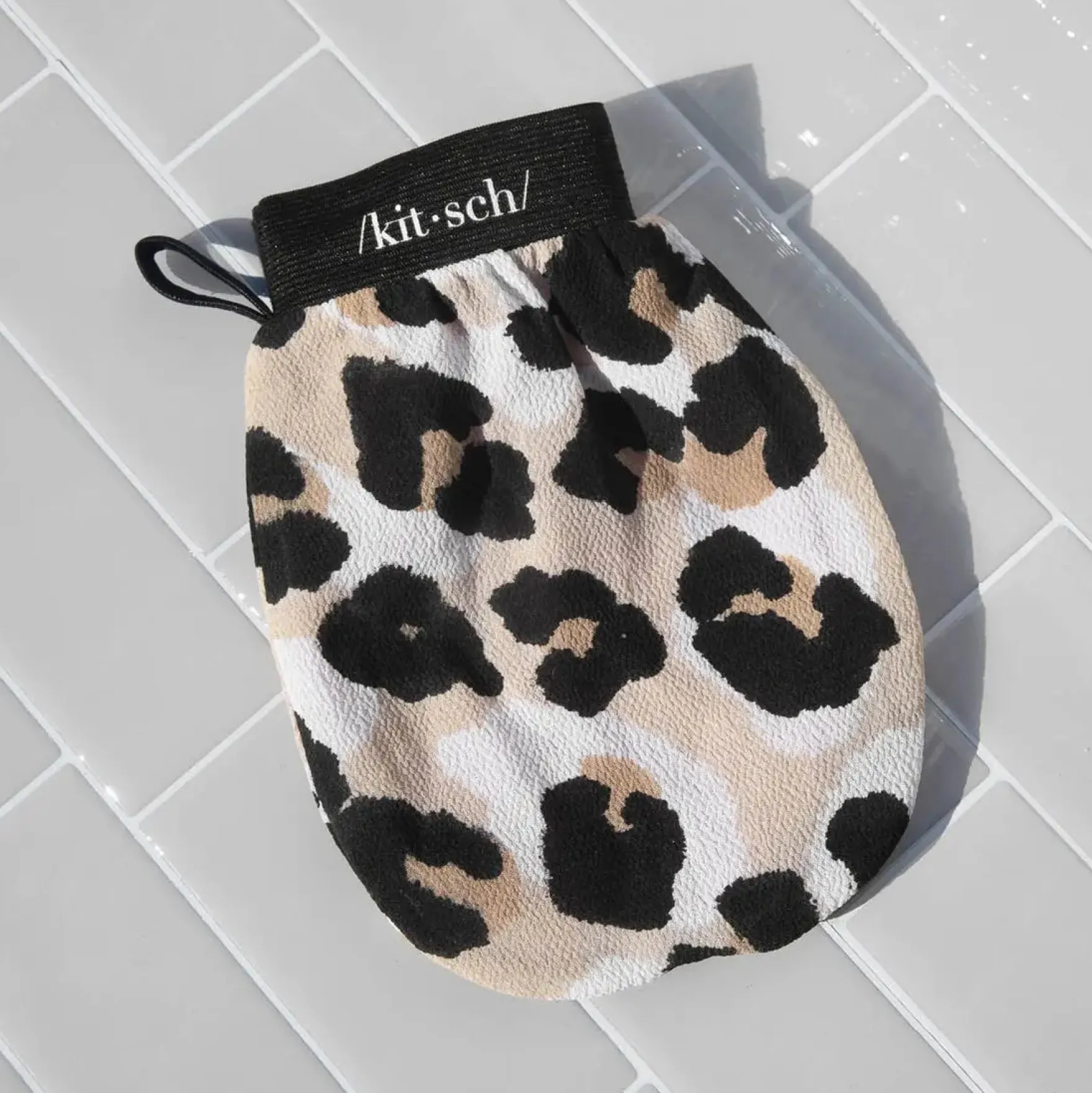 Exfoliating Glove Leopard