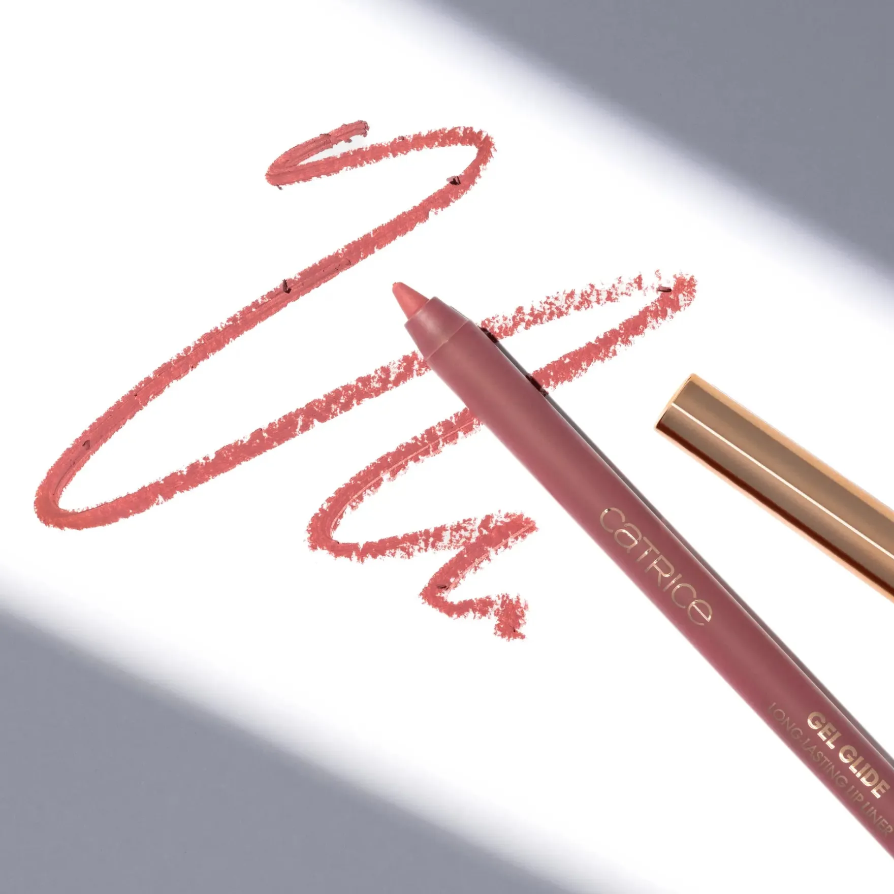 Gel Glide Long-Lasting Lip Liner 020 Drip The Drama