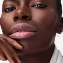Gel Glide Long-Lasting Lip Liner 070 Line Me Softly