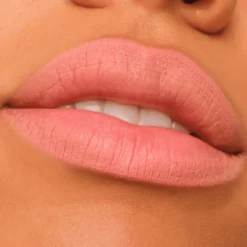Gel Glide Long-Lasting Lip Liner 070 Line Me Softly