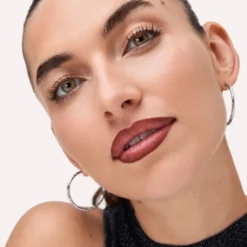 Gel Glide Long-Lasting Lip Liner 050 Sip & Slay
