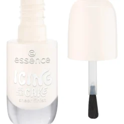Gel Nail Polish 03 Icing On The Cake