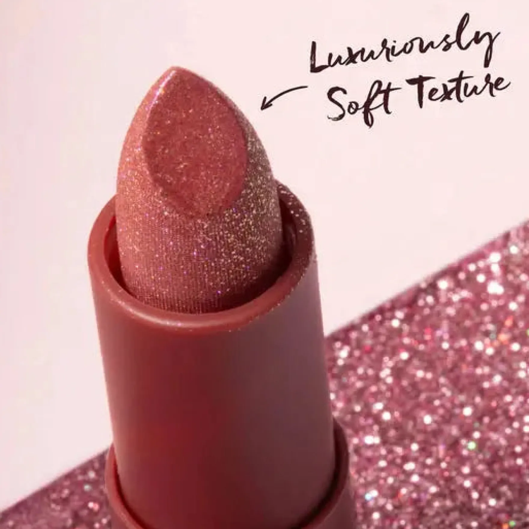 Glitter Lips Femme Fatale