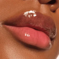 Gloss Obsessed Lip Glaze 010 Gloss Therapy