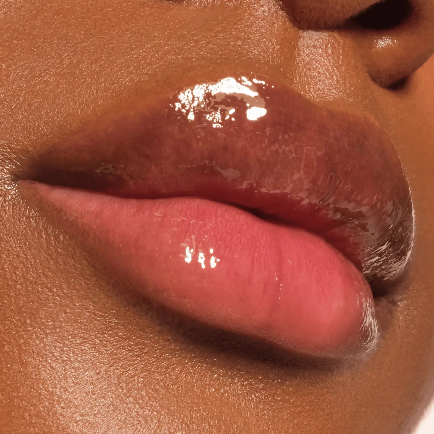 Gloss Obsessed Lip Glaze 010 Gloss Therapy