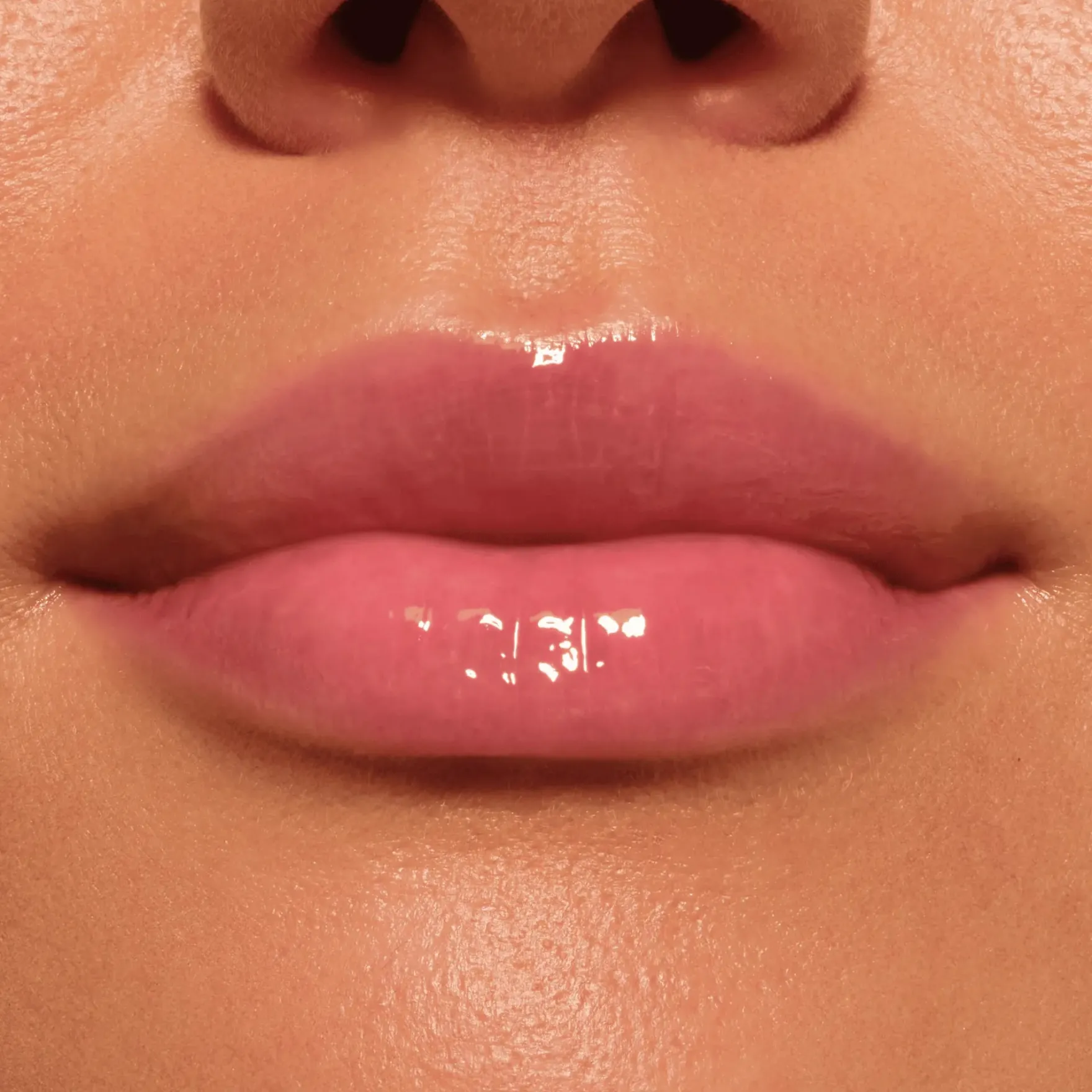 Gloss Obsessed Lip Glaze 020 Same Gloss, Different Day