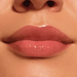 Gloss Obsessed Lip Glaze 050 The Glossfather