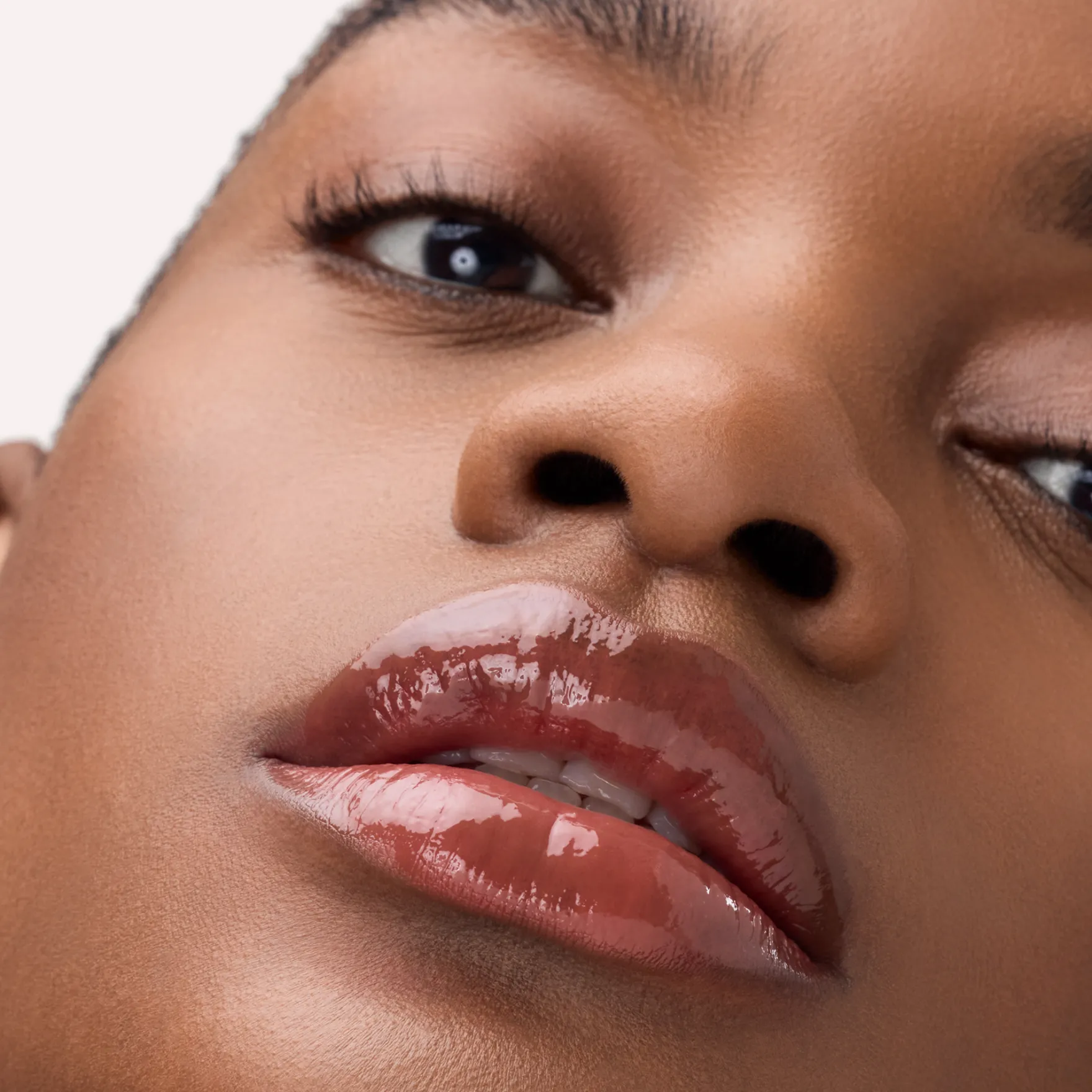 Gloss Obsessed Lip Glaze 050 The Glossfather