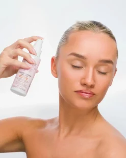 Gradual Tanning Face Mist Medium