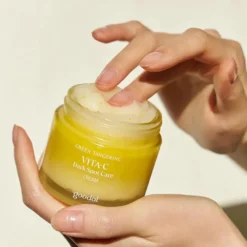 Green Tangerine Vita C Dark Spot Care Cream