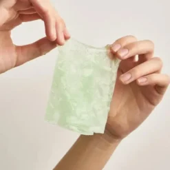 61% Green Vital Energy Complex Mask