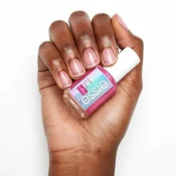 Hard To Resist Glow & Shine Nail Hardener