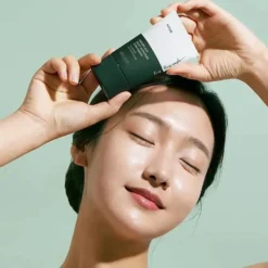 Heartleaf Silky Moisture Sunscreen 50 ml.