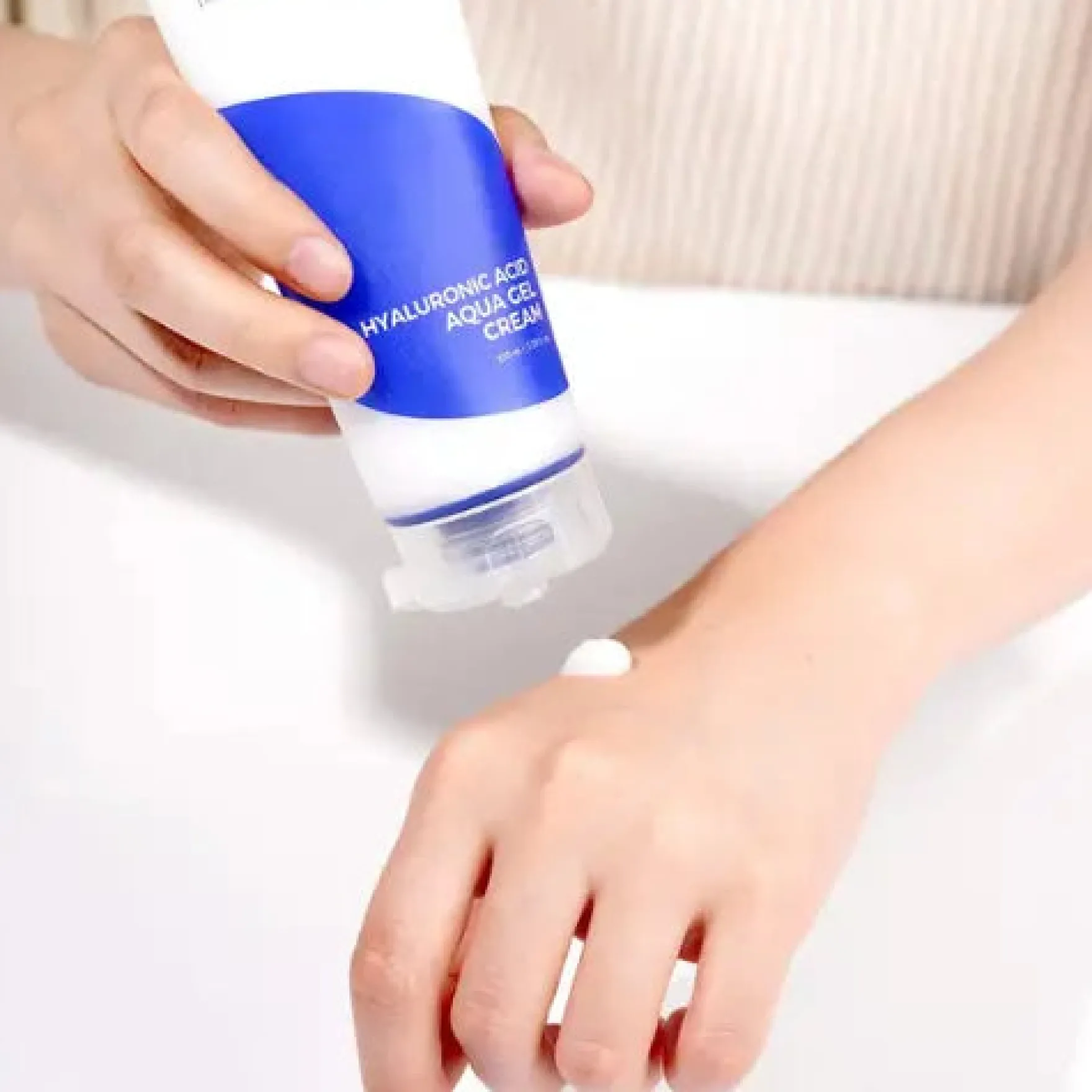 Hyaluronsäure Aqua -Gelcreme