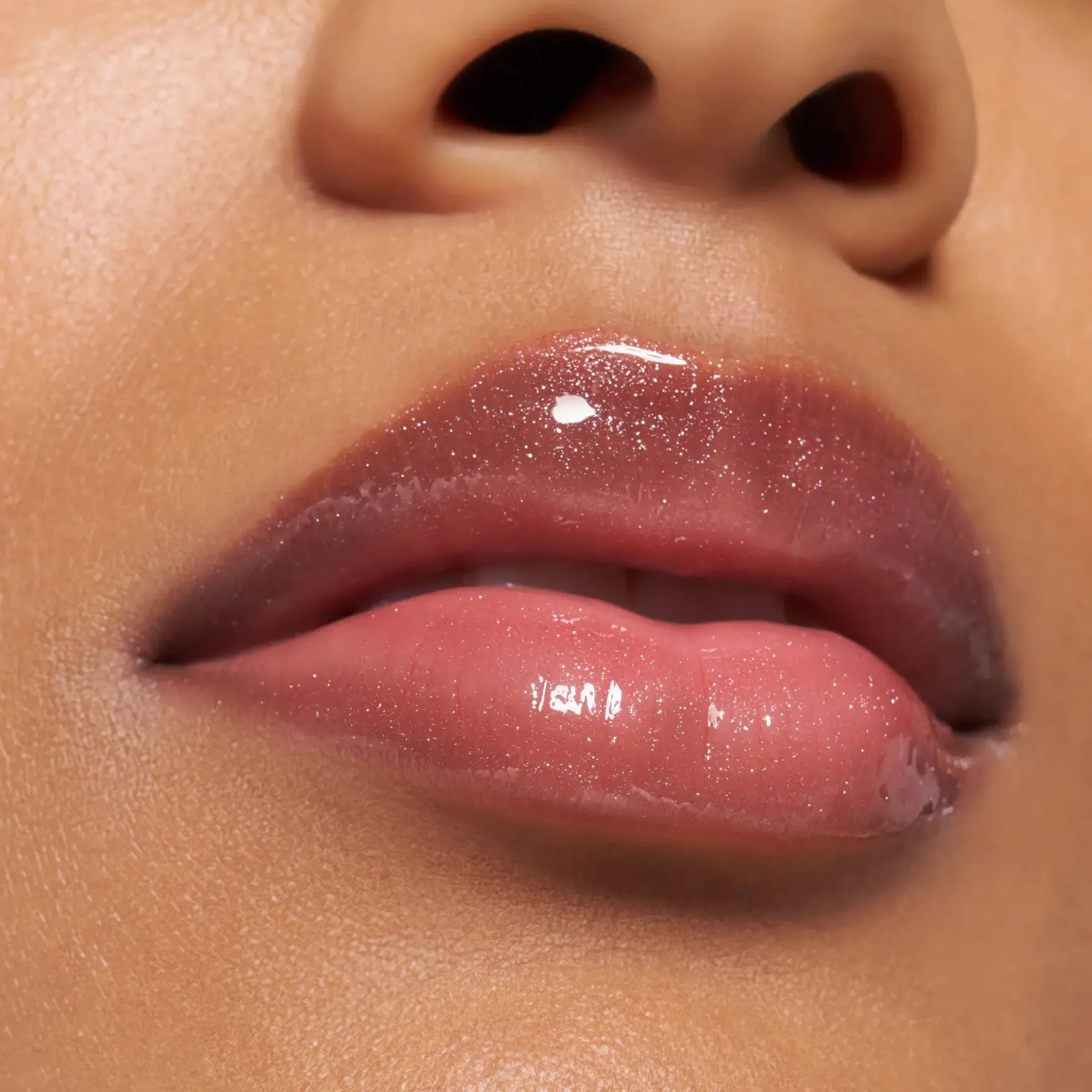 Hydra Kiss Lip Oil 11 Rosy Sparkle