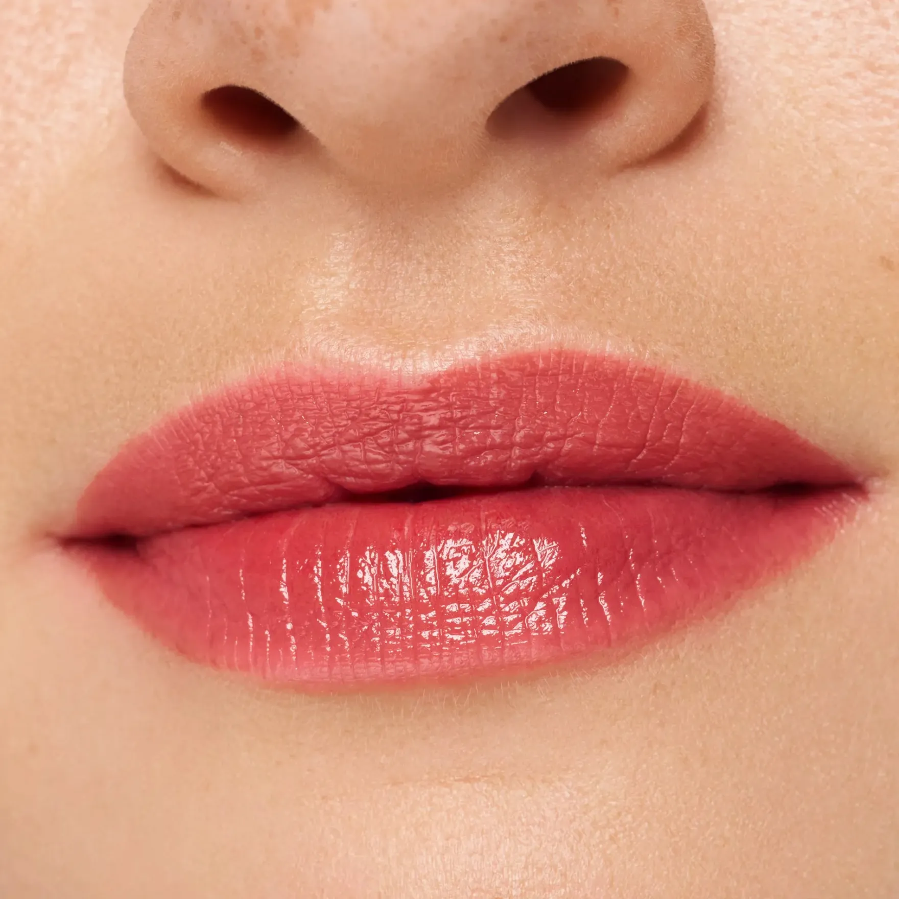 Hydra Kiss Lip Tint 01 Blushing Nude
