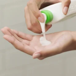 Hydrating Cleanser 473 ml.