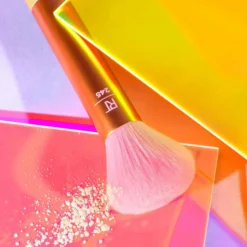 Hyperbrights Glow Off Multitasking Brush