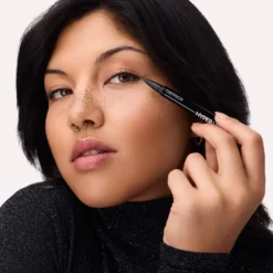 Hyper Liner Brush Eyeliner 010 Classic Black
