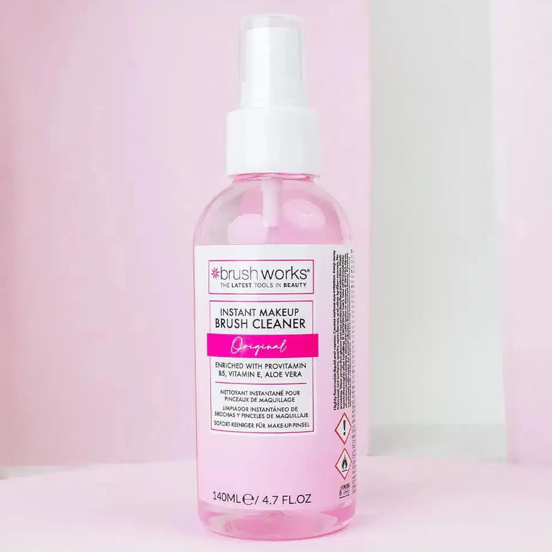 Instant Makeup Brush Cleaner