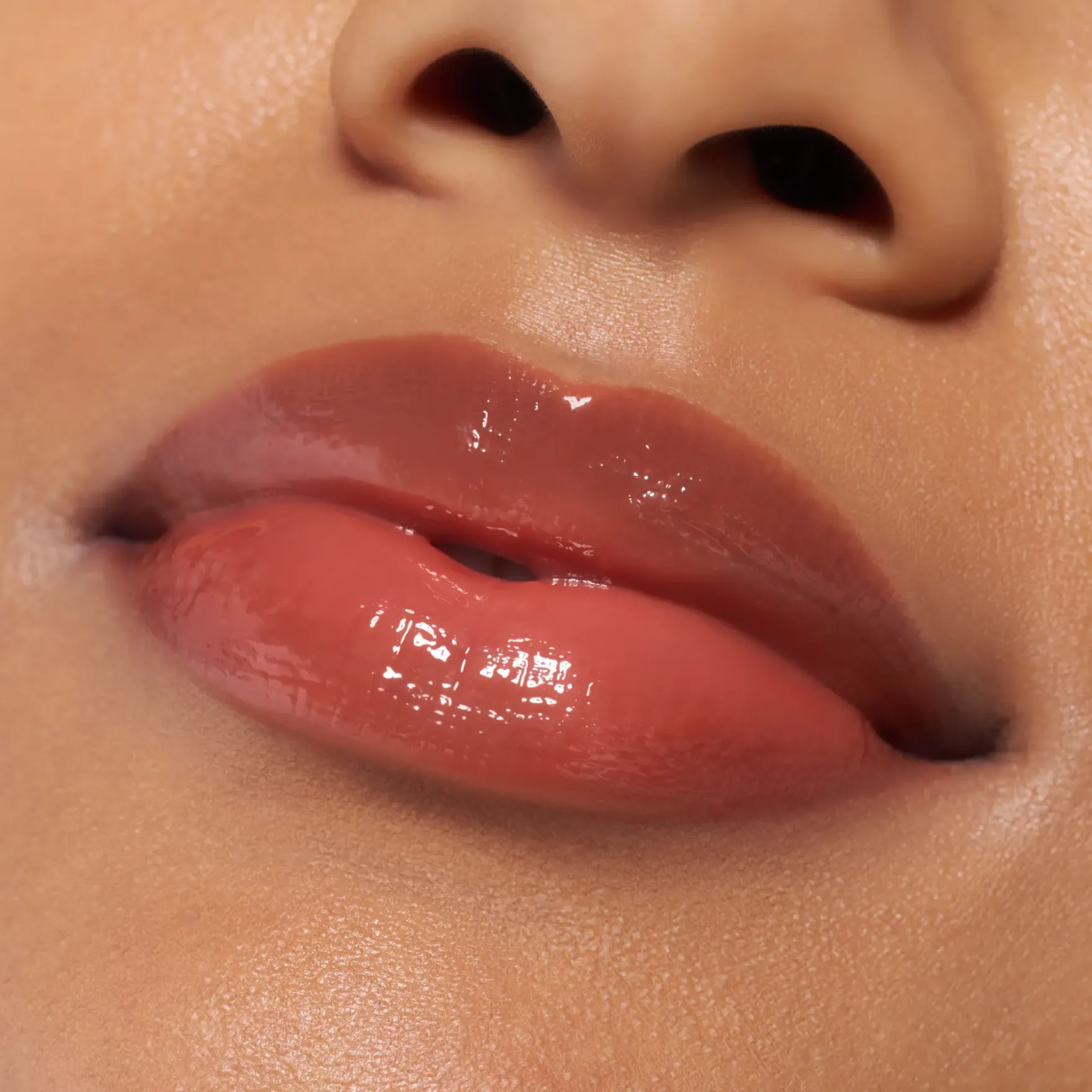 Juicy Bomb Glossy Butter Balm 07 Caramelt My Heart