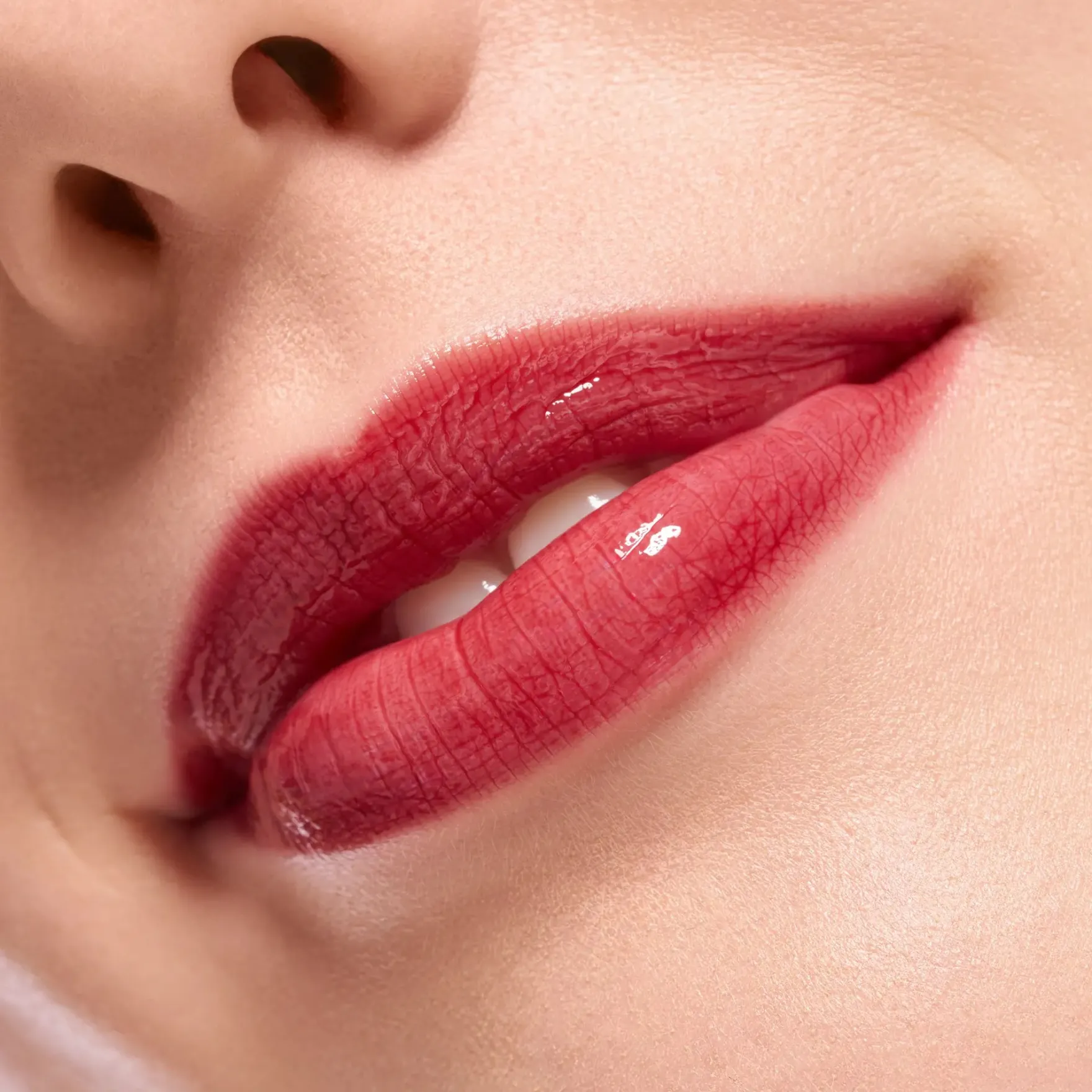 Juicy Bomb Plumping Lipgloss 02 Sour Cherry