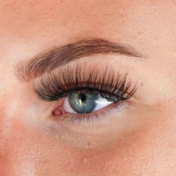 Lashes Felicia