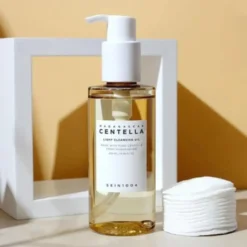 Madagascar Centella Light Cleansing Oil